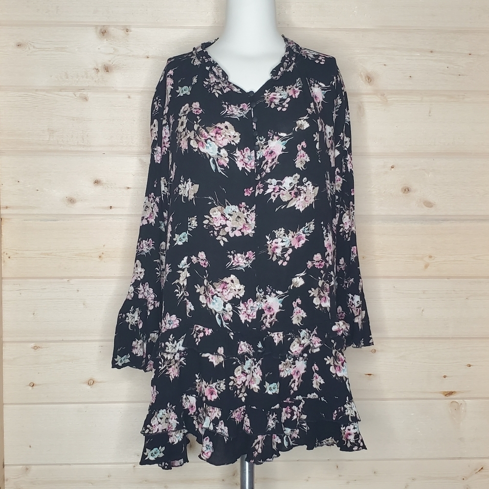 Ro & DE boho bell sleeve floral dress size small